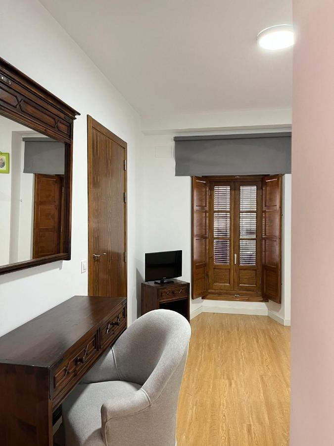 Clarisas Suites การ์โมนา ภายนอก รูปภาพ