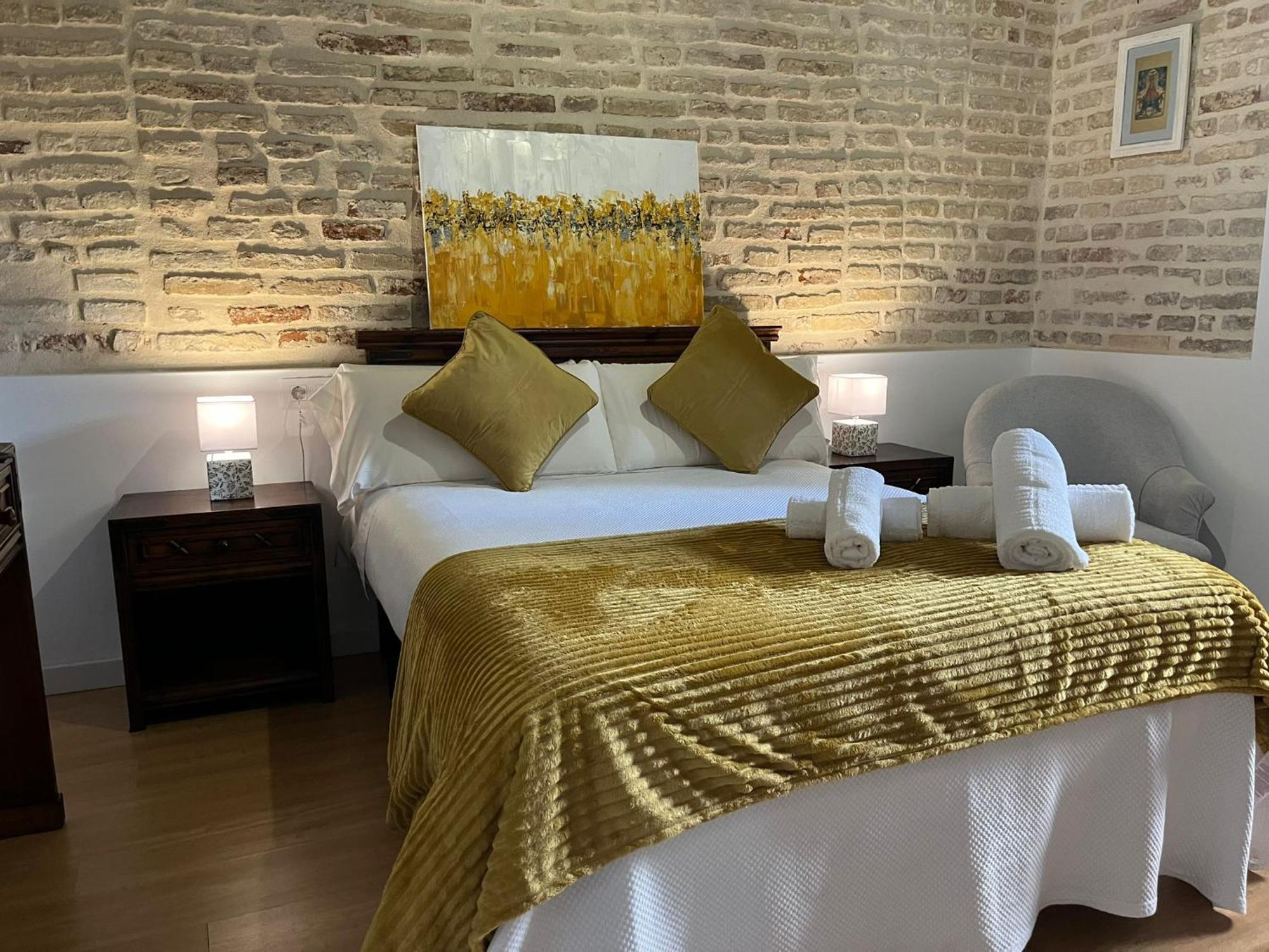 Clarisas Suites การ์โมนา ภายนอก รูปภาพ