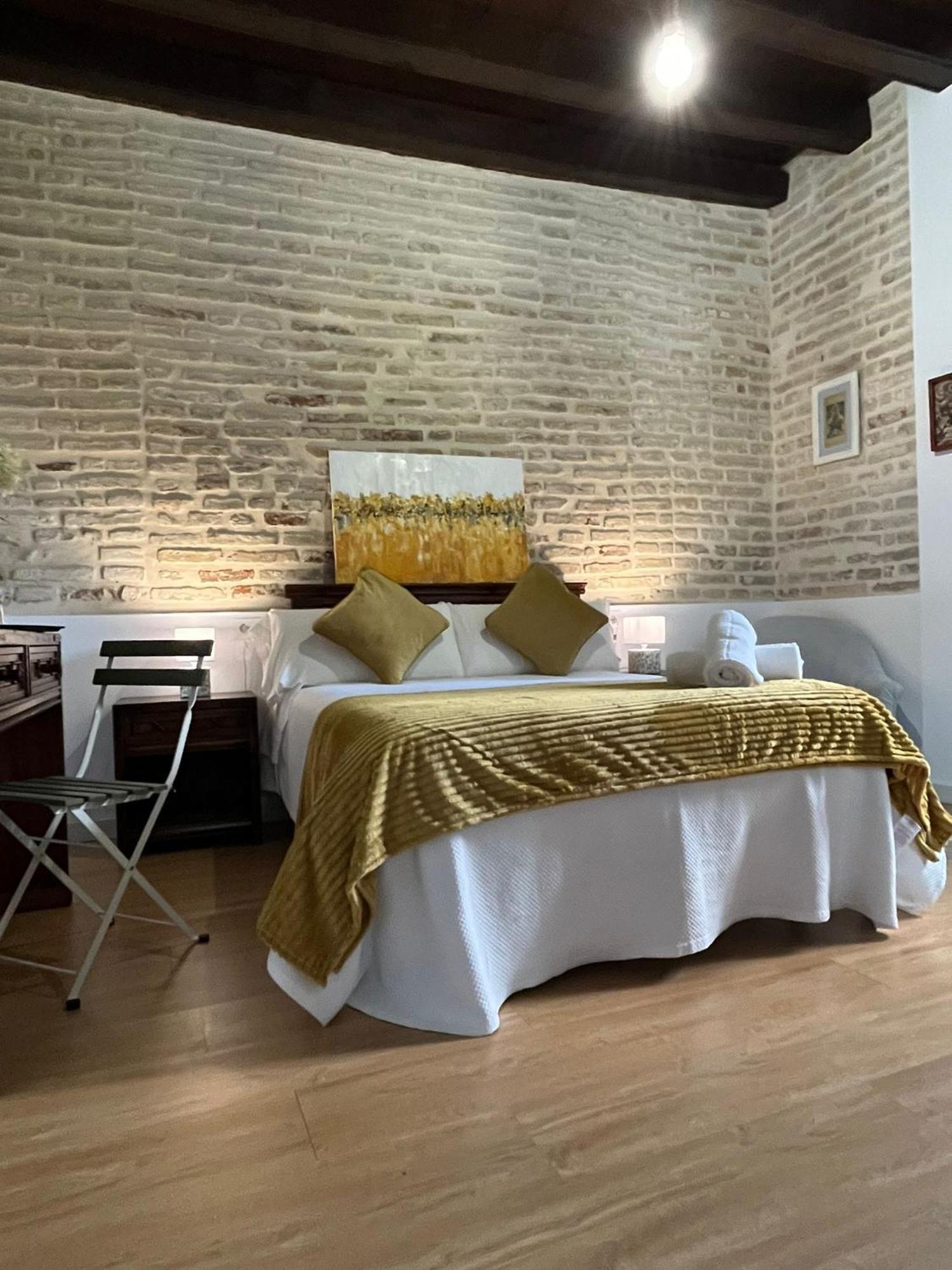 Clarisas Suites การ์โมนา ภายนอก รูปภาพ
